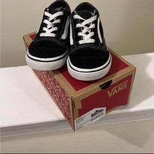 Vans- Old Skool, Little Kid Size: 8